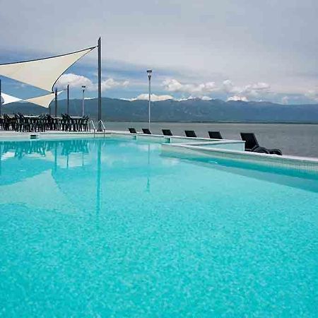 Romantique Dojran Hotel ภายนอก รูปภาพ
