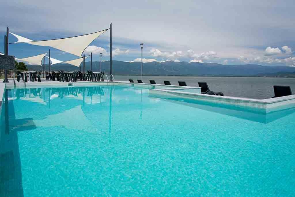 Romantique Dojran Hotel ภายนอก รูปภาพ
